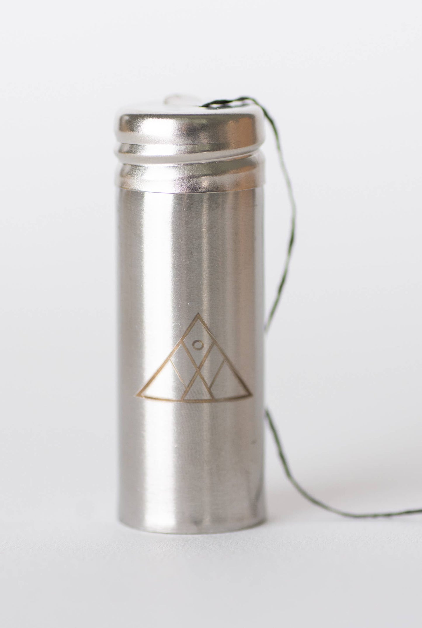 Charcoal Floss - Steel Holder - No Tox Life®