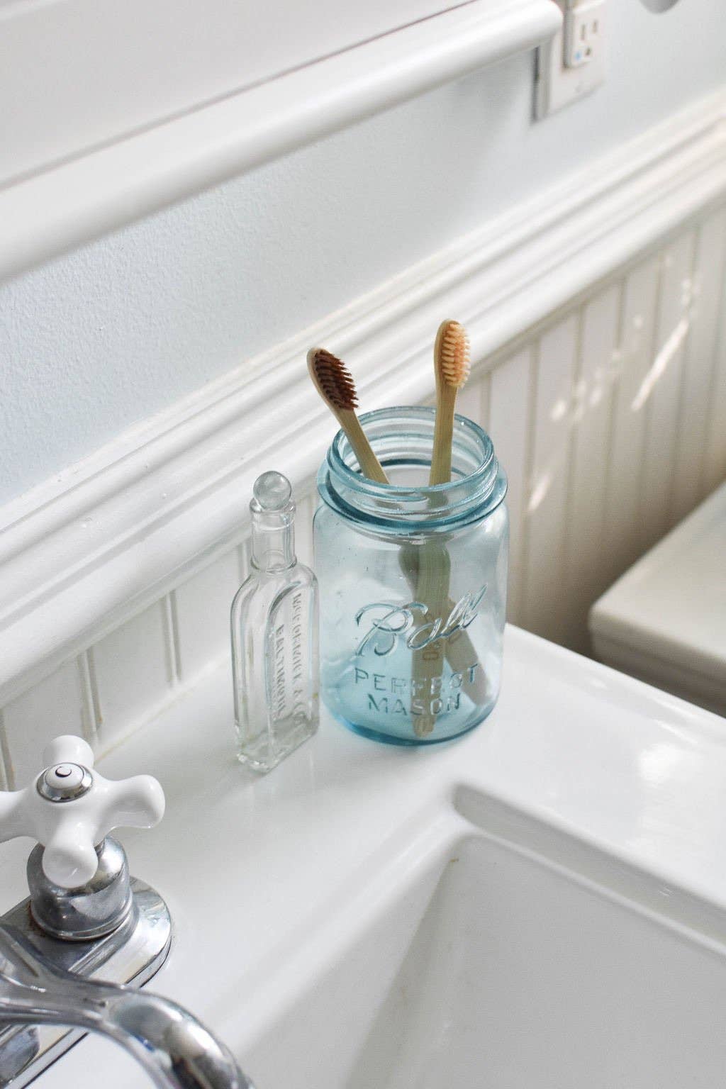 Bamboo Adult Toothbrush - Cream