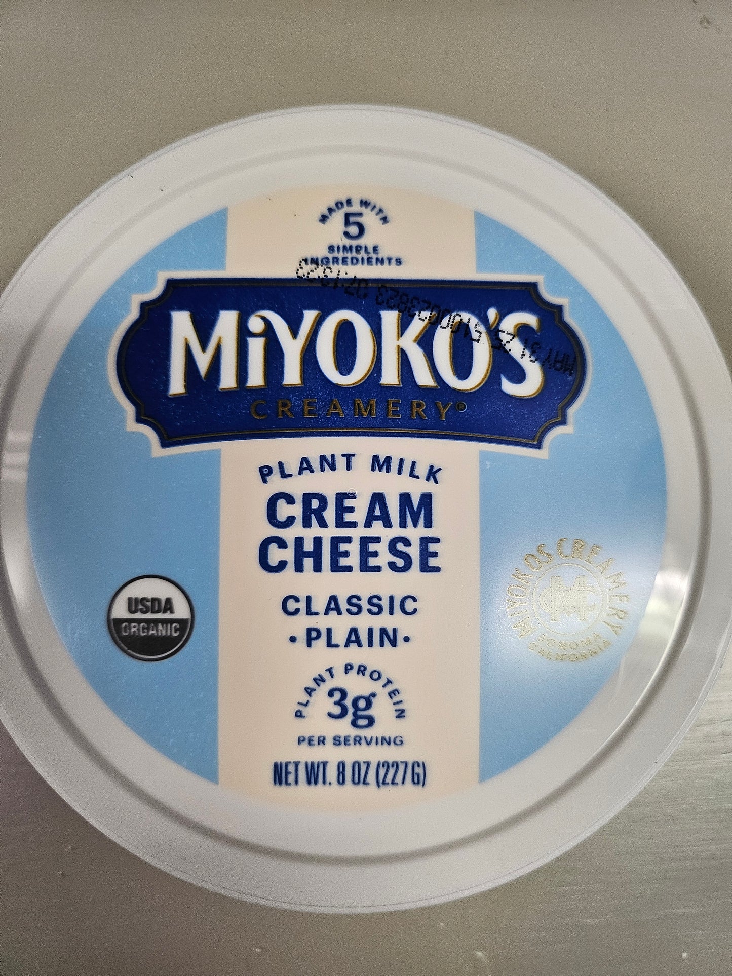 Miyoko's Cream Cheese Classic Plain
